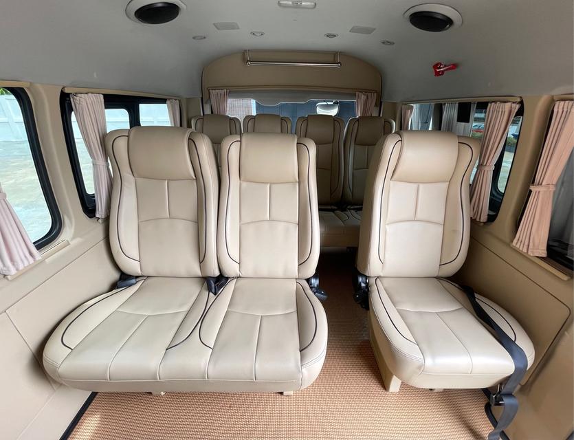 ขาย Toyoya Commuter 2.8 ปี19 15