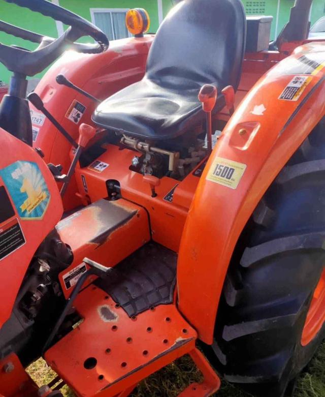 ปล่อยรถไถ Kubota รุ่น L3608 ปี 2010 4