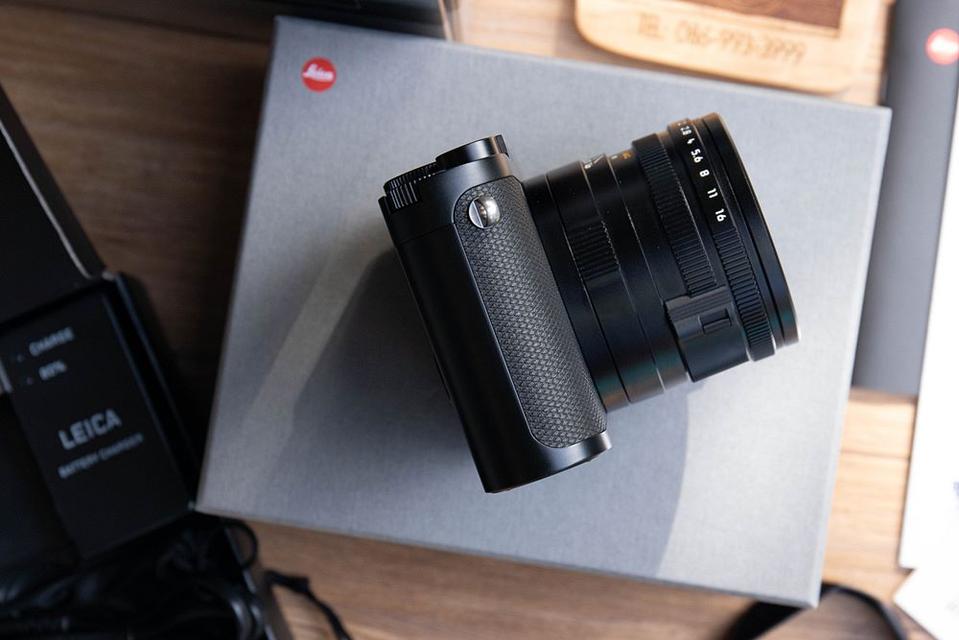 พร้อมส่งกล้อง Leica Q2 2