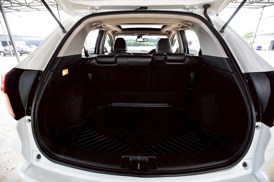 2016  honda HRV 1.8 e l เครดิตดีฟรีดาว 7