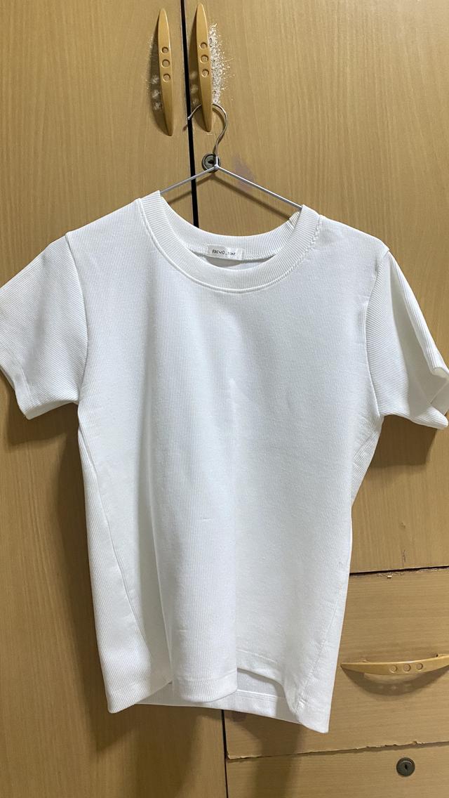 เสื้อแฟชั่น เข้ารูป ทรงสวย