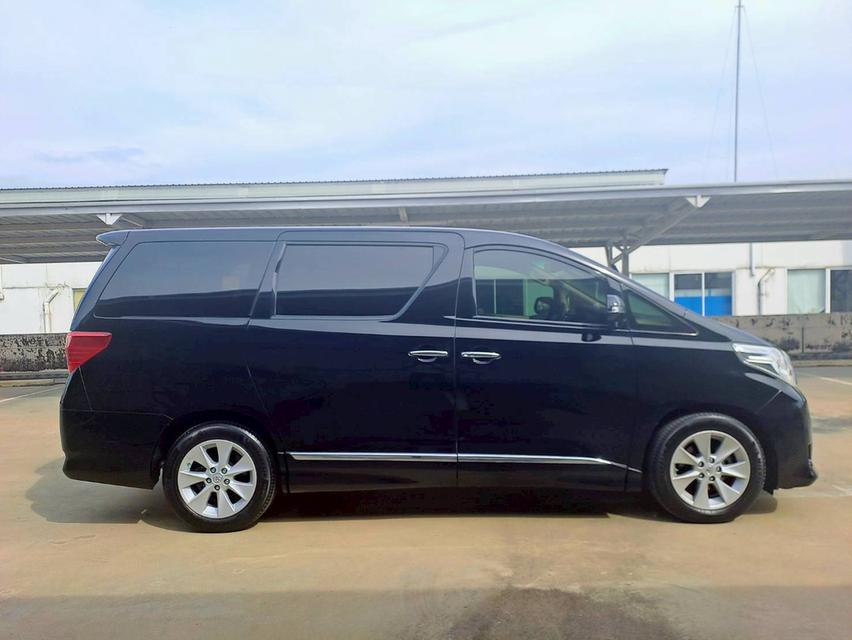 TOYOTA ALPHARD 2.4 V ปี2014  (สีดำ)ประวัติดี ไม่เคยมีเคลม เช็คศูนย์ตลอด 4
