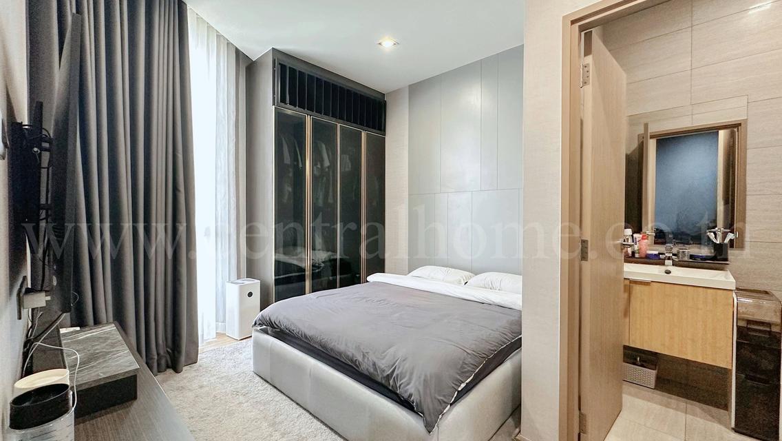 ทาวน์โฮม เธอ ลาดพร้าว 93 ระดับ Luxury 3.5 ชั้น Fully Furnishe มีลิฟต์ในตัว พร้อมอยู่ 15