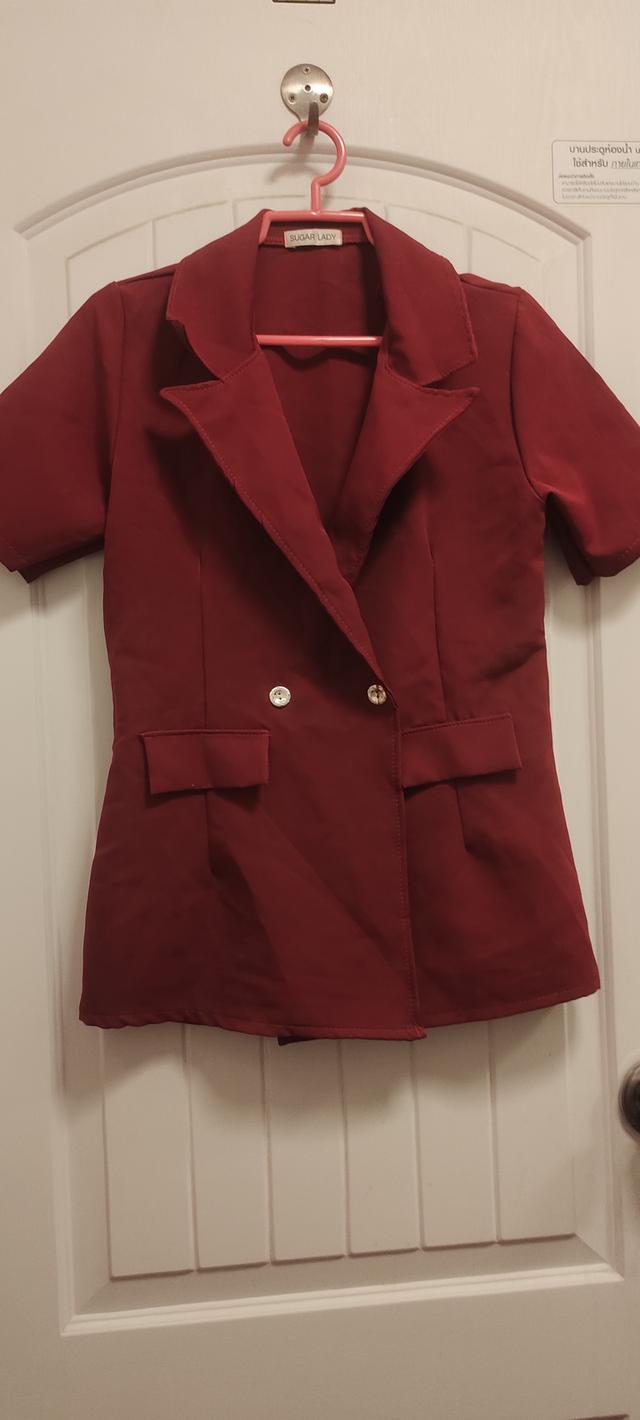 เสื้อผ้าผู้หญิงมือสอง