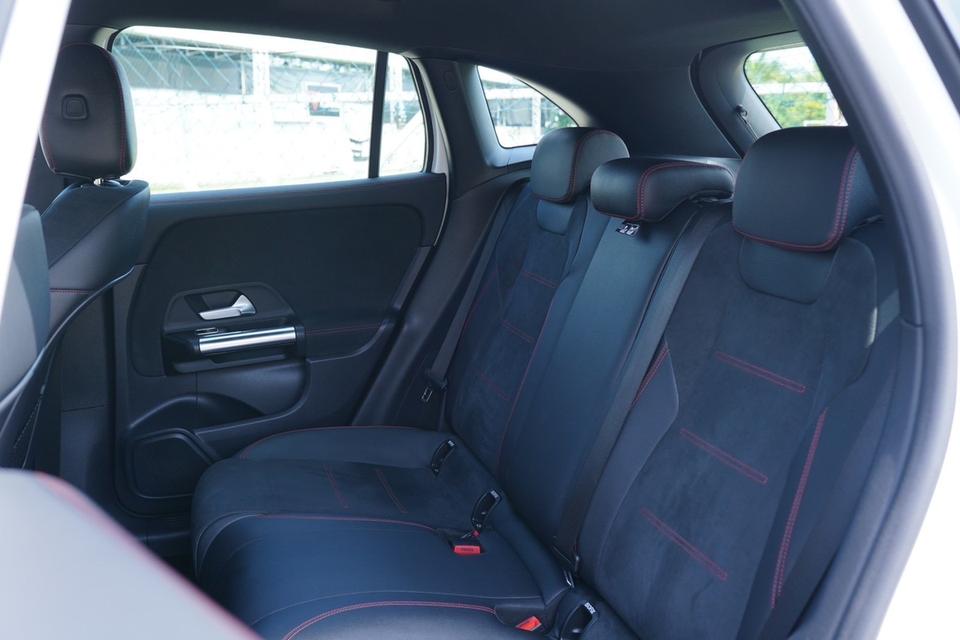 รหัสรถ PBG5194 ✅ ยี่ห้อ : Mercedes Benz ✅ รุ่น : GLA200 AMG (BG1914) 2023 รูปที่ 11