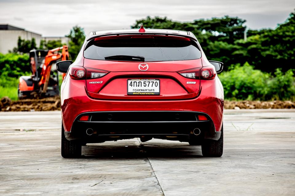 Mazda3 Skyactiv 2.0SP Hatchback ปี 2015 สีแดง  8