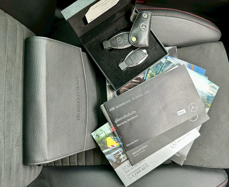 BENZ GLA250 AMG Dynamic 2017จด18 รถบ้านมือเดียวป้ายแดง สีเดิมทั้งคัน เข้าศูนย์ตลอด ใบเสร็จครบทุกระยะ 9