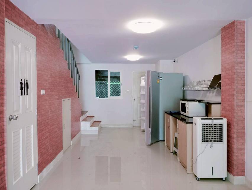 📢ให้เช่า 🏢ทาวน์โฮม /โฮมออฟฟิตห้องมุม 3.5 ชั้น ติด ABAC บางนา  โครงการเมทโทรบิซทาวน์ บรรยากาศสไตล์ยุโรป 6