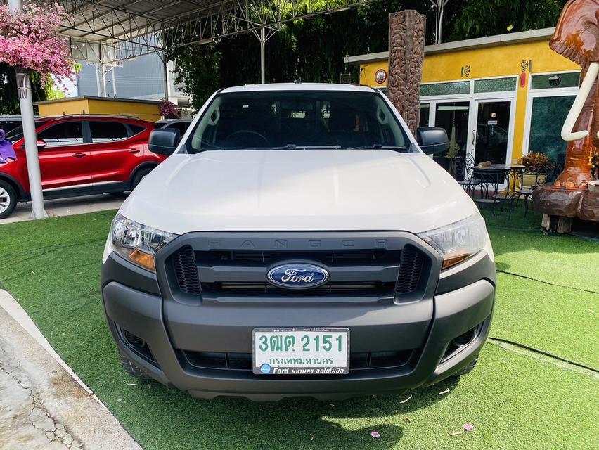   Ford Ranger 2.2 SINGLE ตอนเดียว Standard XL ปี : 2022 เกียร์ : ธรรมดา เครื่องยนต์ : 2.2CC ดีเซล สี : ขาว  1