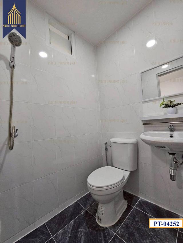 ขายด่วน นันทิชา 2 ไทรน้อย แต่งใหม่สวยพร้อมอยู่ 7