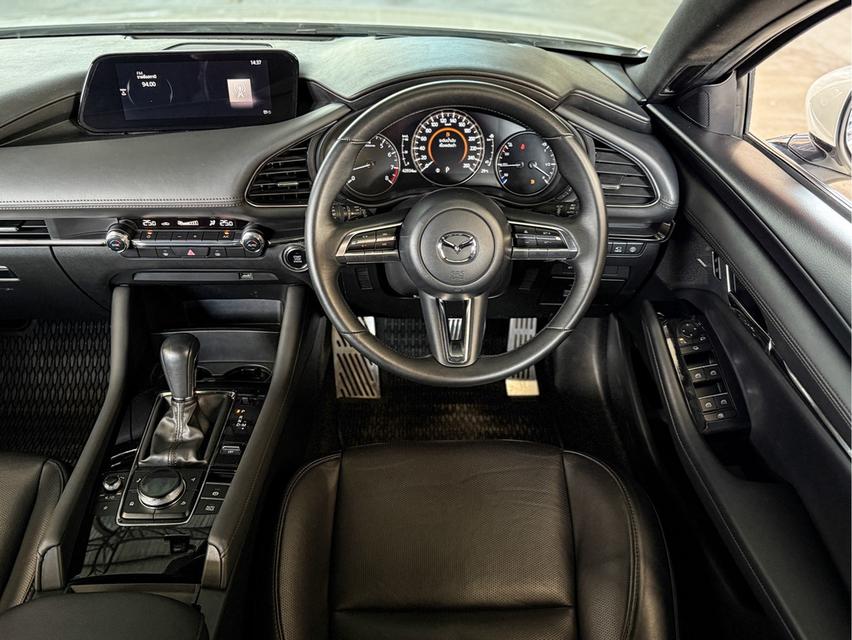 2020 MAZDA MAZDA3, 2.0 SP SPORTS 6