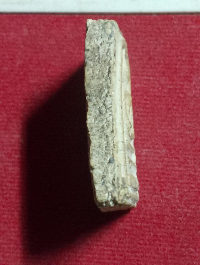 พระสมเด็จสามชั้นหลังกระดาน 3