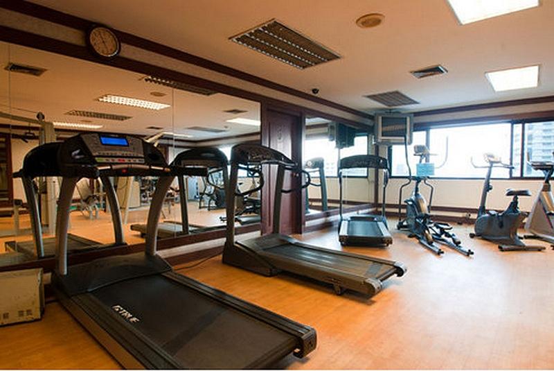 Condo Omni Tower Asoke Nana ใกล้ BTS นานา 49 ตารางเมตร 1 ห้องนอน 1 ห้องครัว ชั้นสูง ตกแต่งครบ 11