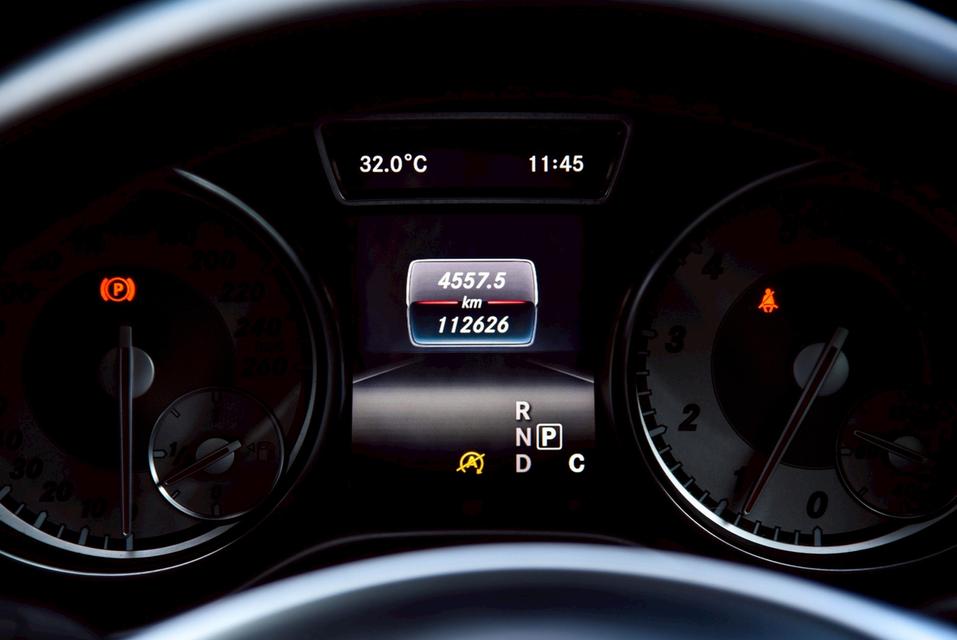 รหัสรถ CBL7918 Mercedes-Benz CLA250 Coupe AMG Dynamic W117 AT 2016 15