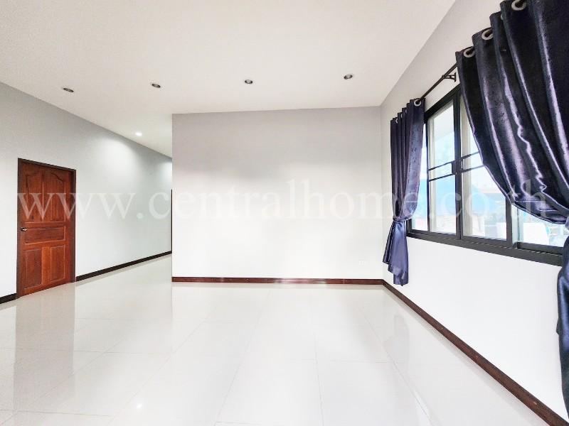 บ้านเดี่ยว พร้อมที่ดิน 10 ไร่ 83 ตารางวา บรรพตพิสัย - นครสวรรค์ 11