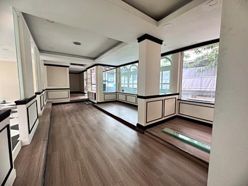 ให้เช่าพื้นที่สุดคุ้ม ซอยทองหล่อ 13 (สุขุมวิท55) ทำเลดีใกล้แหล่งธุรกิจ (N.1806) 4