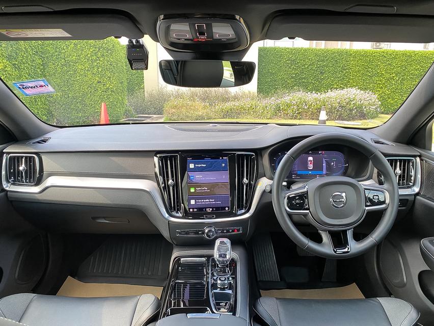 Volvo S60 T8 Recharge Ultimate Dark 2024 รูปที่ 10