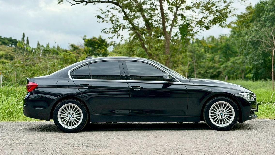 🔥#BMW F30 LCI 320D ICONIC ปี2017เครื่องยนต์ดีเซล 2.0 TwinTurbo เกียร์ZF 8Speed เลขไมล์ 160,xxx กม. รถบ้านแท้ เจ้าของ 1 มือ🤗เพียง 599,000(จัดไฟแนนซ์ รูปที่ 7