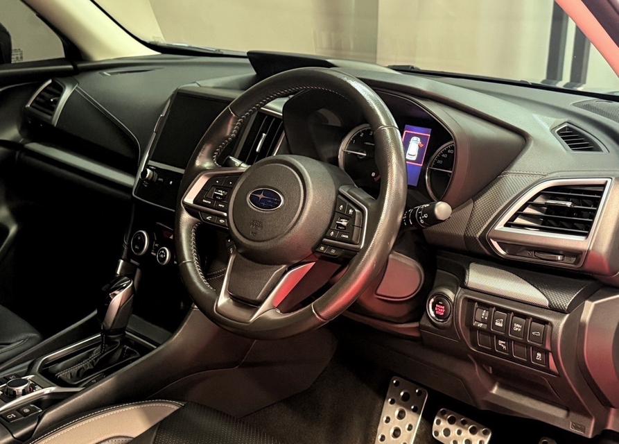 2022 SUBARU FORESTER 2.0ip รถมือเดียวออกป้ายแดง วิ่งน้อย เข้าศูนย์ทุกระยะ ไม่มีอุบัติเหตุครับ 10