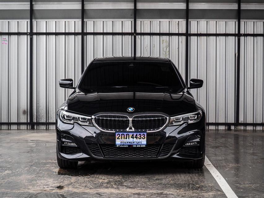 BMW Series 3 330E M Sport ปี 2020 สีดำ 2