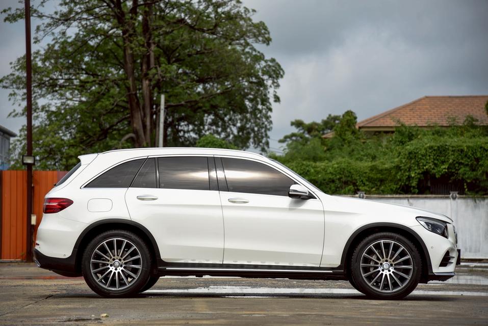 รหัสรถ CBL7306 Mercedes-Benz GLC250d 2.1 4MATIC AMG Dynamic W156 AT 2017