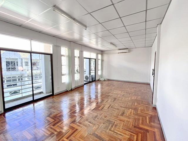 ให้เช่าโฮมออฟฟิศขนาดใหญ่ รามคำแหง 170-184 MRTเคหะรามคำแหง 200ม. มีนบุรี อาคารพาณิชย์ 3 ชั้น 2 คูหาติดกัน 5