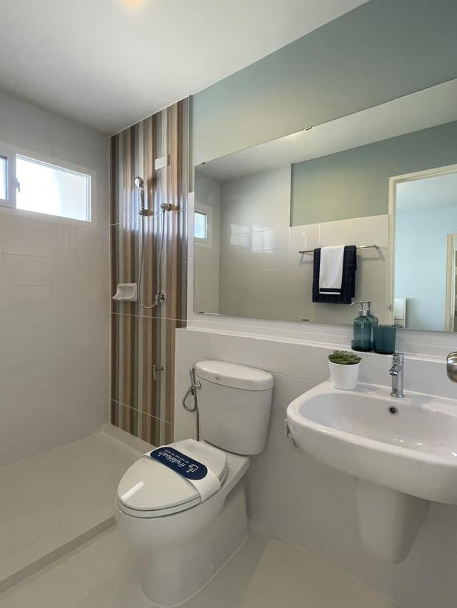 🏡 ทาวน์โฮมสองชั้นในโครงการ ทำเลใกล้ตลาดและเซ็นทรัลเชียงใหม่ #สันทราย ราคาเพียง 22,000 บาท/เดือน✨ 清迈两层联排别墅出租 2 卧室 3 卫生间 – 租金 22,000 泰铢/月 ✨ 6