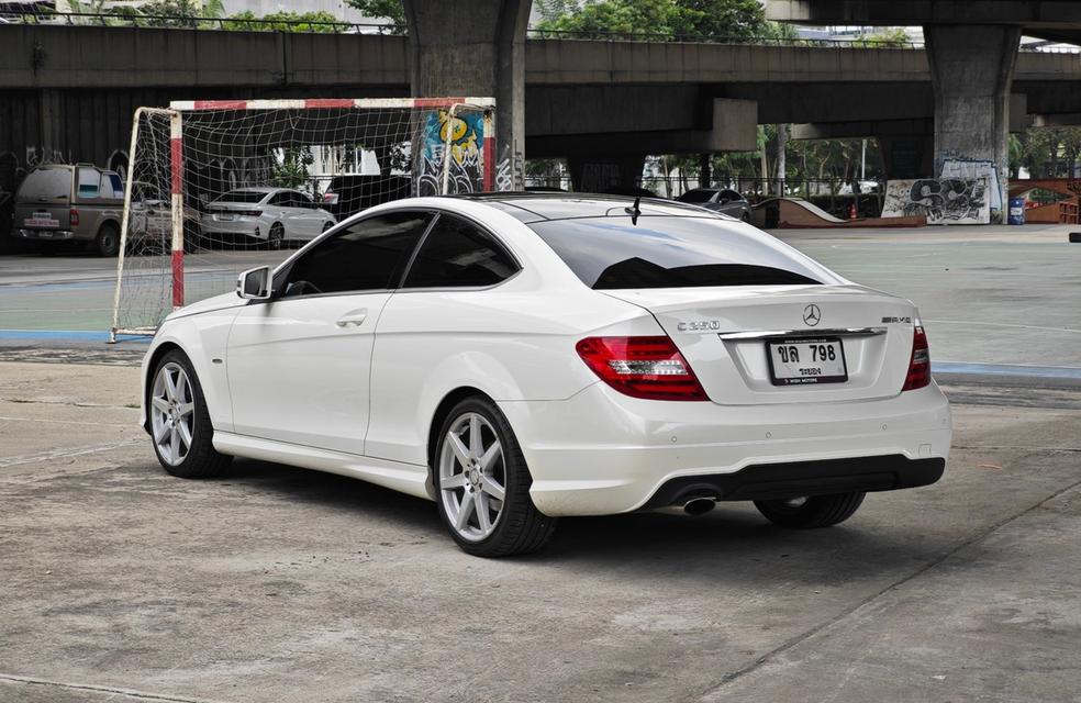 Mercedes Benz C180 CGI Coupe AMG W204 ปี 2012  3