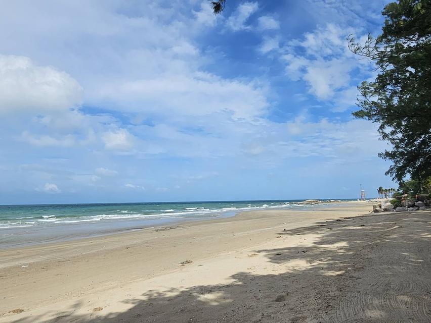 ขายสวนยางพร้อมที่ดิน ขนาด 28 ไร่เศษ  ติดถนนสายสุขุมวิท-ท่าเรือแกลง จ.ระยอง  ที่ดินประเภท ชบ.1-12 ประเภทชุมชน (สีส้ม)🟠  ราคา 26,000,000 บาท (ภ 13