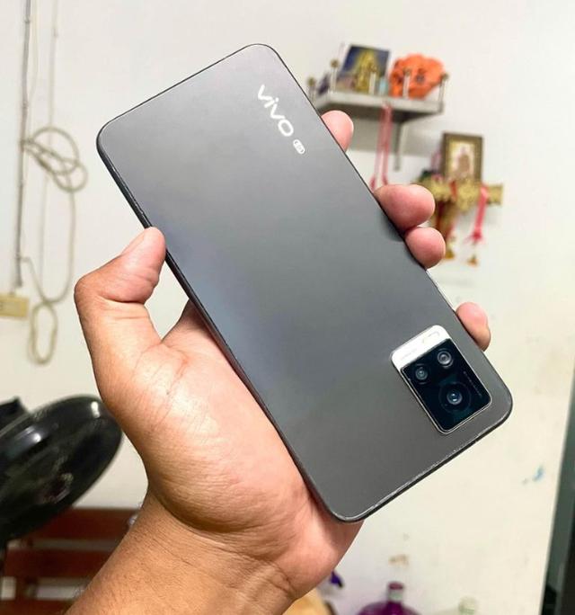 ขาย Vivo V20 สีสวยใช้งานดี 4