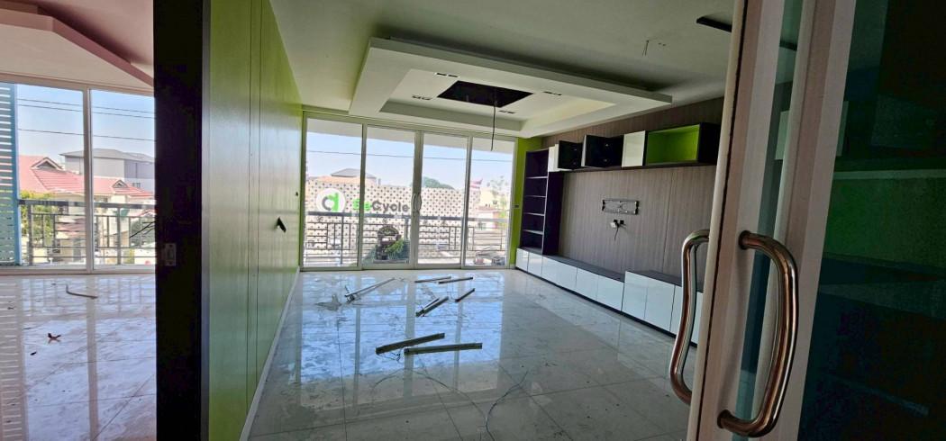 ขายบ้าน 4 ชั้น เนื้อที่ 90 ตร.ว. ซอยอ่อนนุช 70 แยก 2 ใกล้ สวนหลวง ร.9 4