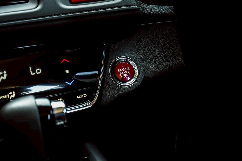 HR-V 1.8 Limited รถบ้านมือเดียวแท้ ใช้งานถนอม รูปที่ 14