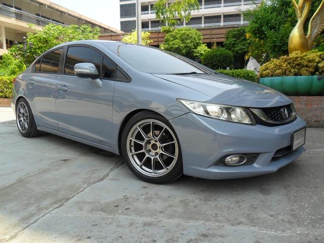 Honda Civic FB 1.8S ปี 2014 เปลี่ยนสัญญาผ่อนต่อ