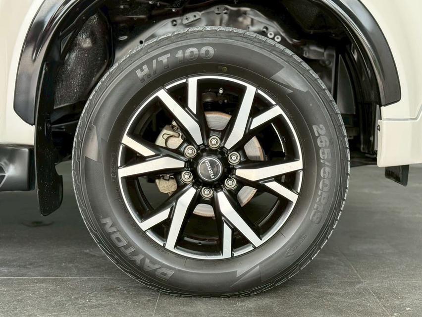 ปี 2019 ISUZU MU-X, 1.9  THE ONYX โฉม ปี13-20 สีขาว เกียร์ออโต้ ประวัติดี เข้าศูนย์ตลอด มือเดียวป้ายแดง รูปที่ 15