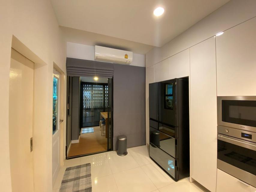 ขายทาวน์โฮม 3 ชั้น หมู่บ้านบ้านกลางเมืองสุขสวัสดิ์ ใจกลางเมือง เฟอร์นิเจอร์ครบครันพร้อมอยู่ ใกล้เซ็นทรัลพระราม 3 6