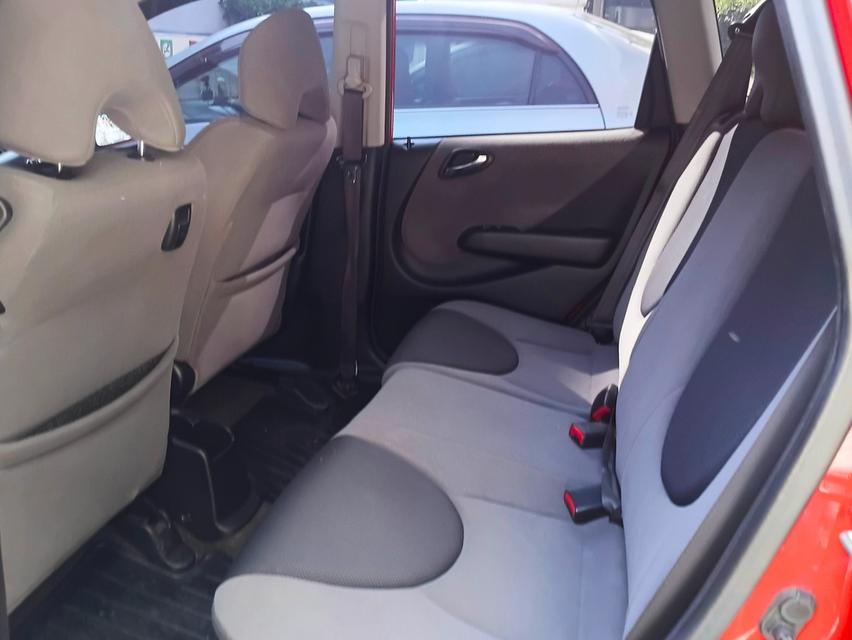 ขาย Honda Jazz 2004 สีแดง โฉมแรก รูปที่ 9