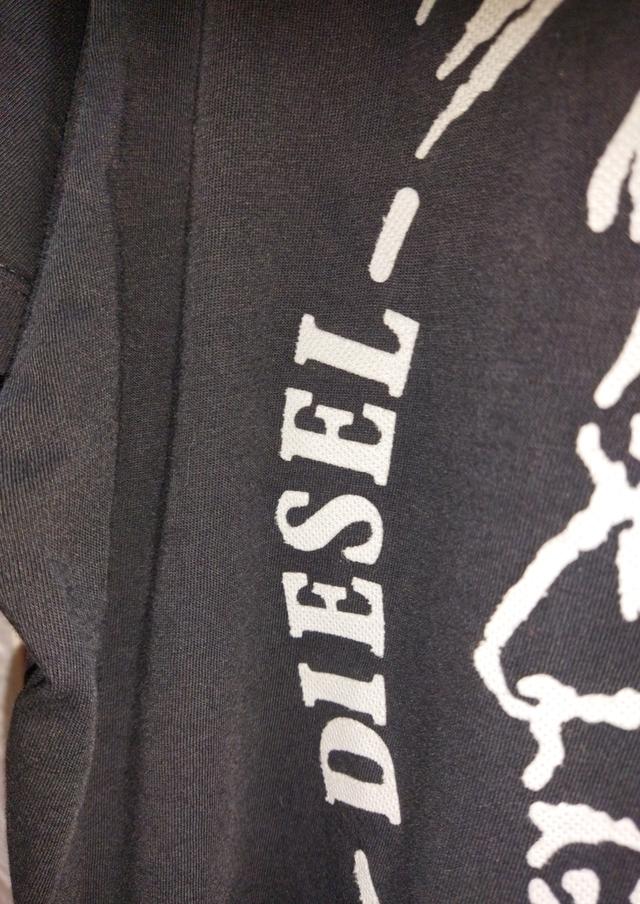 เสื้อยืด diesel โลโก้กำมะหยี่ สภาพ9/10 size M รูปที่ 5