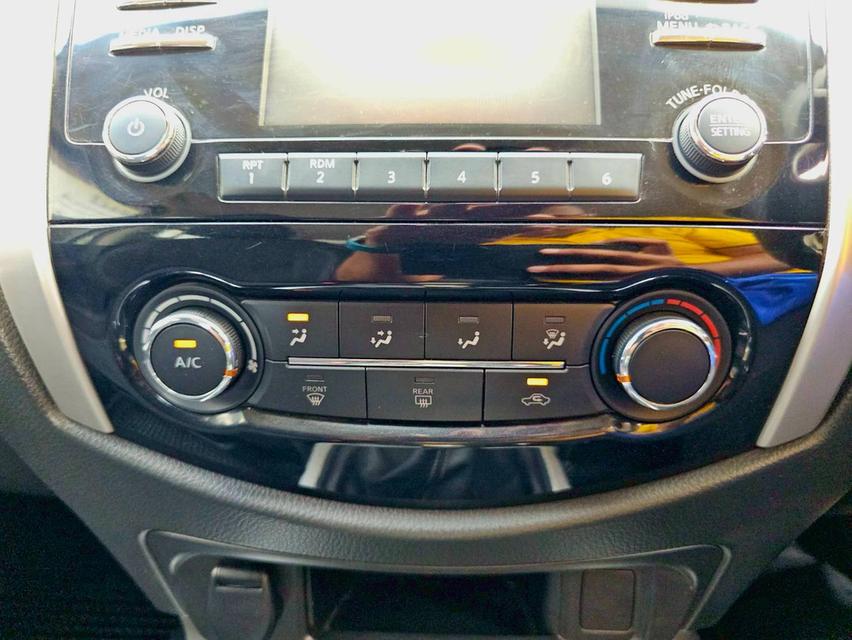 รหัสรถ SEZ577 Nissan Navara NP300 4 ประตู 2.5 E Calibre เกียร์ ธรรมดา เบนซิน สี ขาว ปี 2016 14