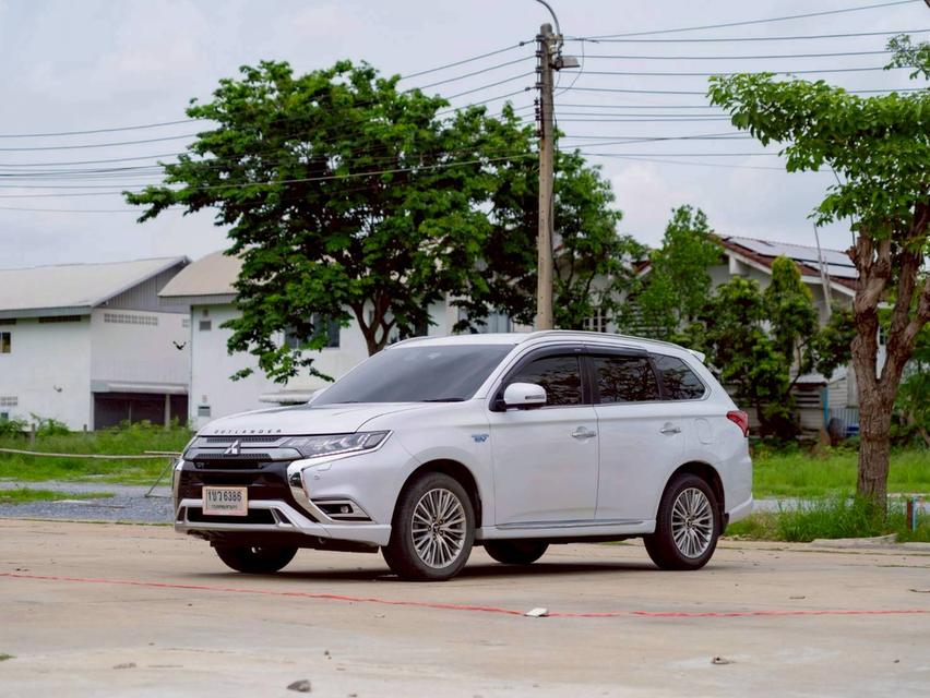 Mitsubishi Outlander Phev 2.4 GT Premium 4wd ปี 2021