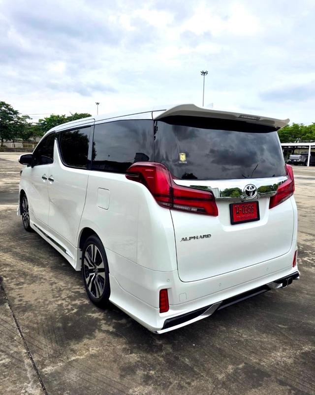 Toyota ALPHARD 2.5SC PACKAGE สีขาว ปี 2023 ไมล์ 30,000 กม.
