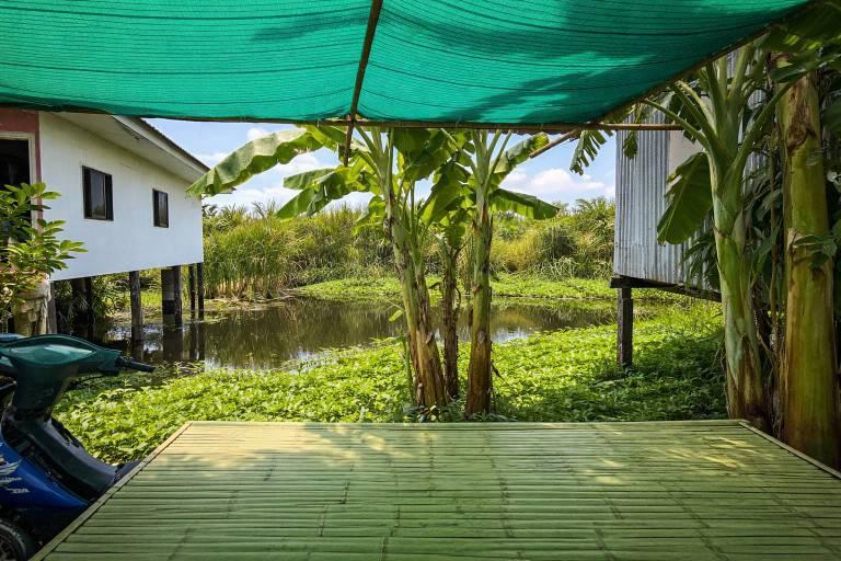 ขายที่ดิน  ติดถนนคอนกรีต อำเภอบางเสาธง  สมุทรปราการ เข้า ออก ได้หลายเส้นทาง 3