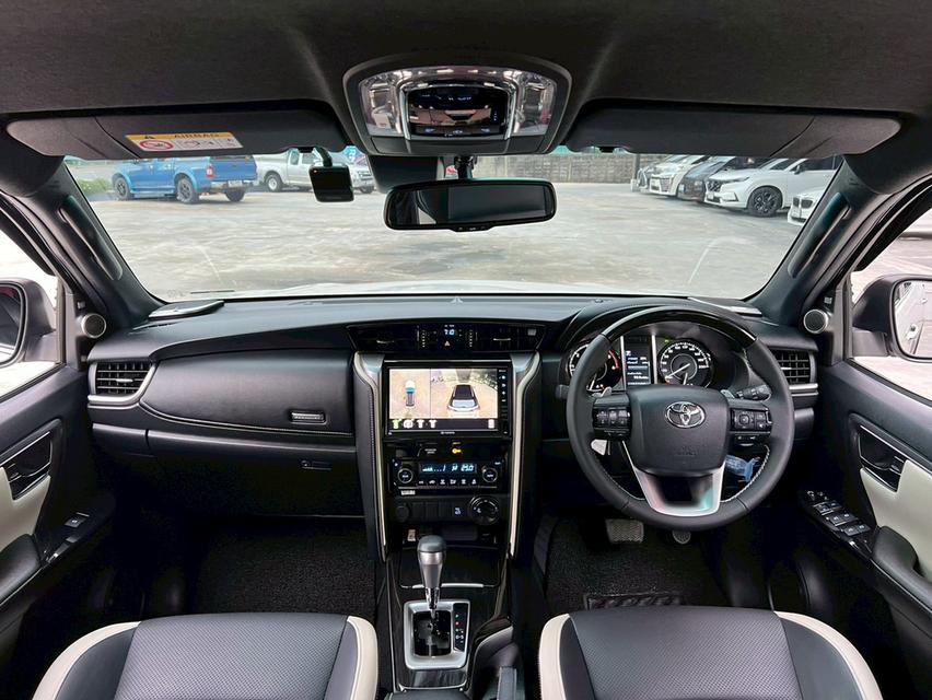 TOYOTA FORTUNER 2.8 LEGENDER BLACK TOP 4WD ปี 2020 โฉม ปี15-ปัจจุบัน  7