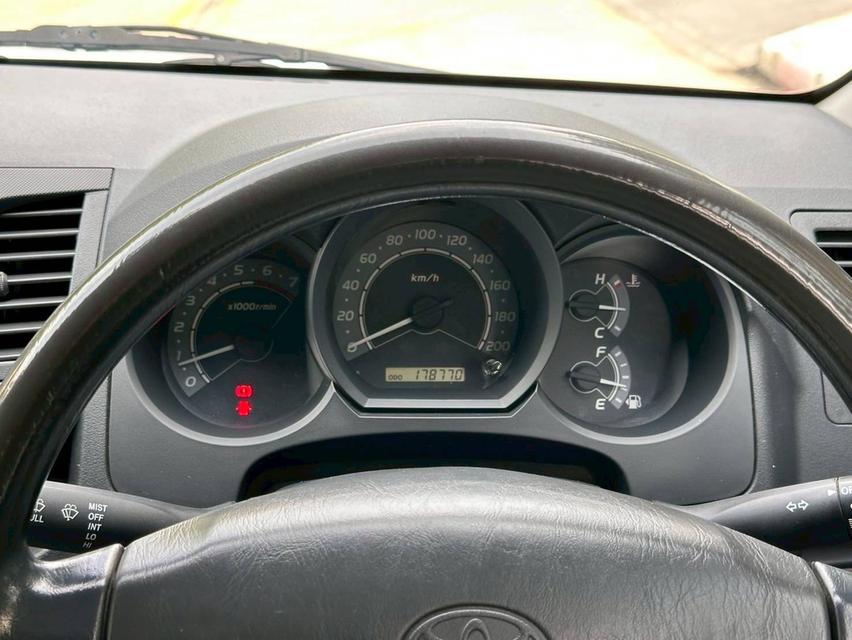 TOYOTA HILUX VIGO 2.7 VVT-i Open Cab เกียร์ M/T สีขาว ปี 2011 14