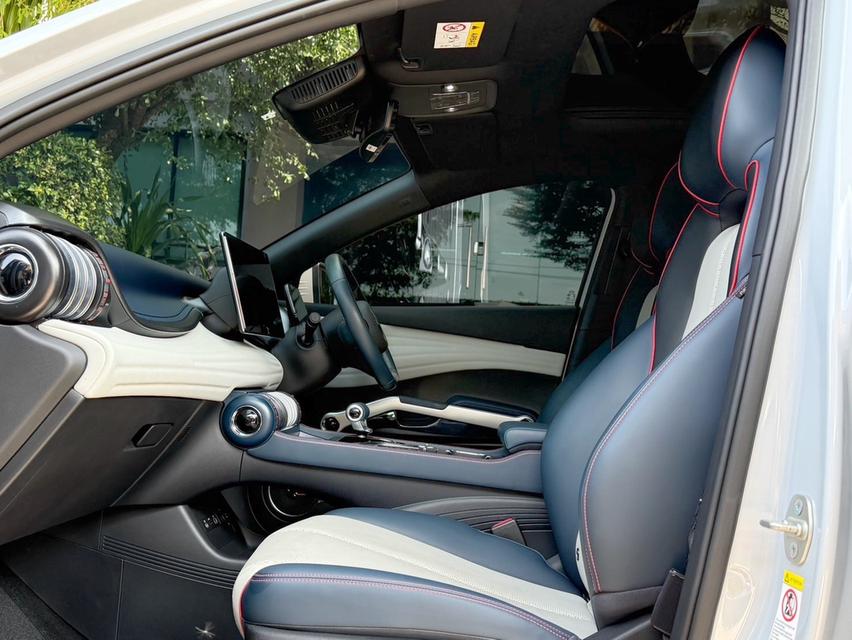 2023 BYD ATTO 3 EXTENDED RANGE ( รุ่น TOP ) รถมือเดียวออกป้ายแดง รถวิ่งน้อยเพียง 19,000 กม รถเข้าศูนย์ทุกระยะ รถไม่เคยมีอุบัติเหตุครับ รูปที่ 14