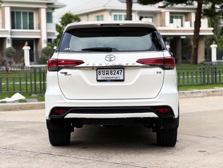 (แจ้งรหัสรถ AVA8247) ⭐️ TOYOTA FORTUNER TRD Sportivo 2.8V 2WD ปี 2016 ใช้งานน้อย รูปที่ 7