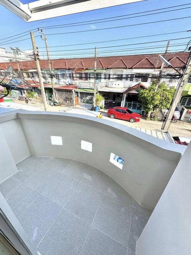 หมู่บ้านคณาทรัพย์ - รามอินทรา 117 11