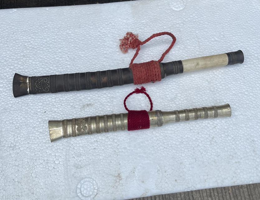 หลูบล้านนา มีดหลูบเงิน ศิลปะล้านนา มีดหลูบโบราณ ปลอกเงิน ครูบาเทวฤทธิ์ รูปที่ 2