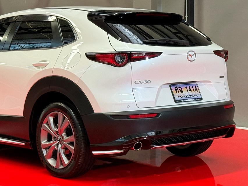 2021 MAZDA CX30 2.0SP รุ่น TOP รถมือเดียวออกป้ายแดง รถสภาพป้ายแดง รถวิ่งน้อย รถเข้าศูนย์ทุกระยะ ไม่เคยมีอุบัติเหตุครับ รูปที่ 9