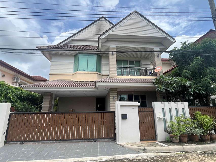 บ้านเดี่ยวหมู่บ้านแกรนด์คาแนลประชาชื่น 4ห้องนอน 4 ห้องน้ำ ทำเลดีมาก ถูกสุดในย่านนี้ 1