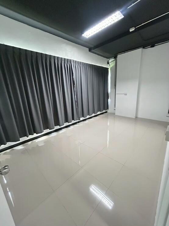 พื้นที่สำนักงานให้เช่า สิ่งอำนวยความสะดวกพร้อม ย่านพระราม 3 ใกล้สาทร นราธิวาส, สี่พระยา, สุรวงศ์ เดินทางสะดวก 2